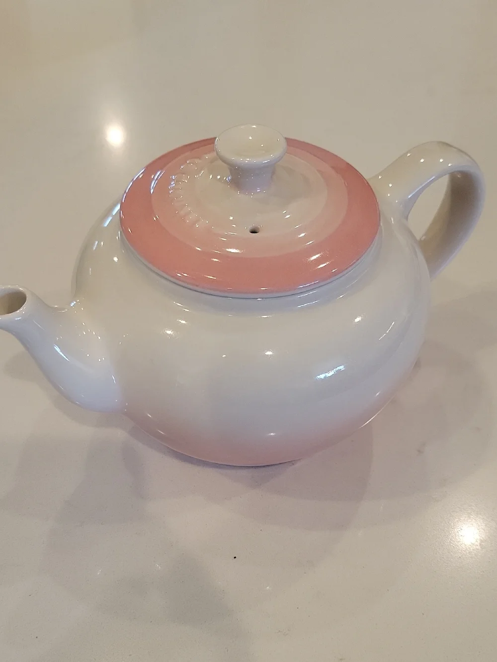 Le Creuset Shell Pink Powder Pink Teapot